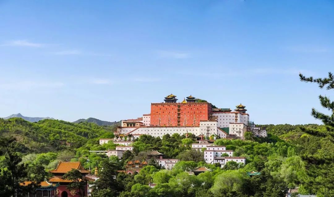 承德，历史文化名城的多角度探析